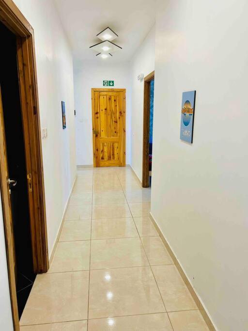 Duplex Whiskey Home 200M Away From The Sea And The Square St. Paul's Bay Luaran gambar