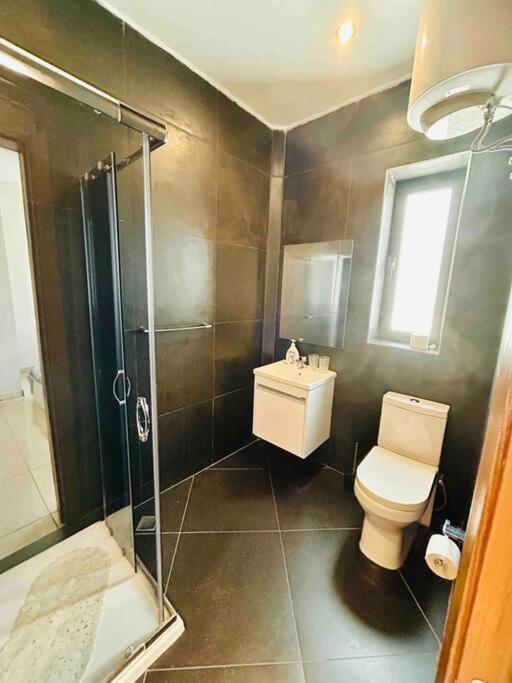 Duplex Whiskey Home 200M Away From The Sea And The Square St. Paul's Bay Luaran gambar