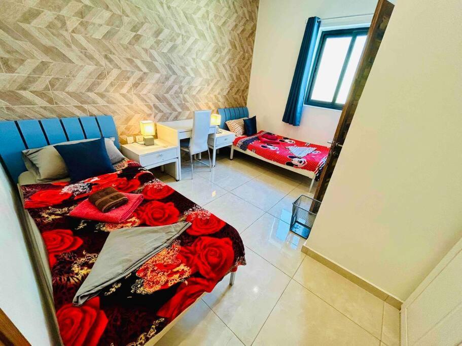 Duplex Whiskey Home 200M Away From The Sea And The Square St. Paul's Bay Luaran gambar