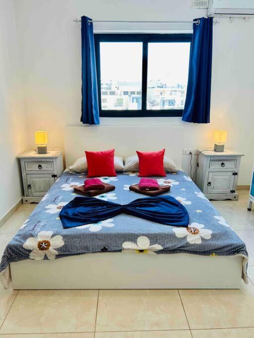 Duplex Whiskey Home 200M Away From The Sea And The Square St. Paul's Bay Luaran gambar